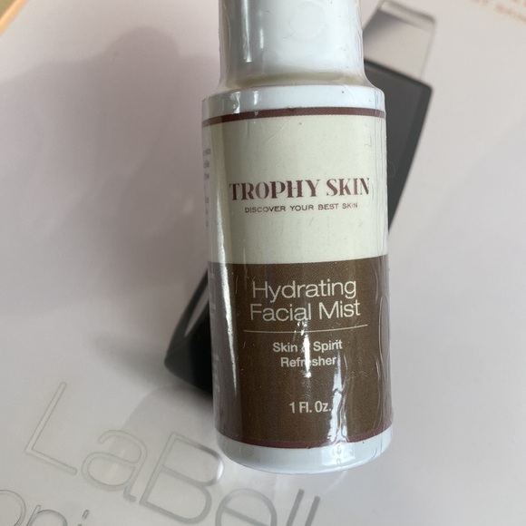 Trophy Skin LaBelle Ultrasonic Skin Spatula - Picture 6 of 6